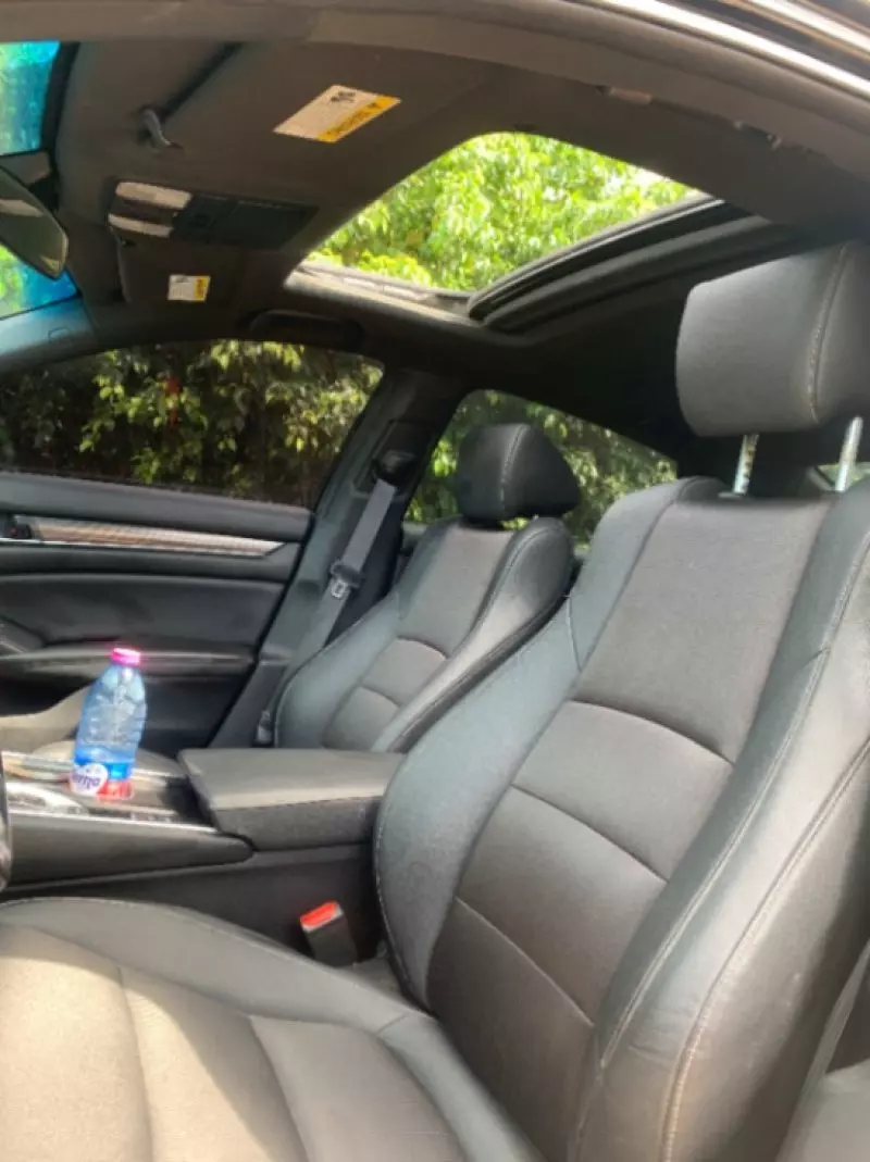 Honda Accord   - 2019
