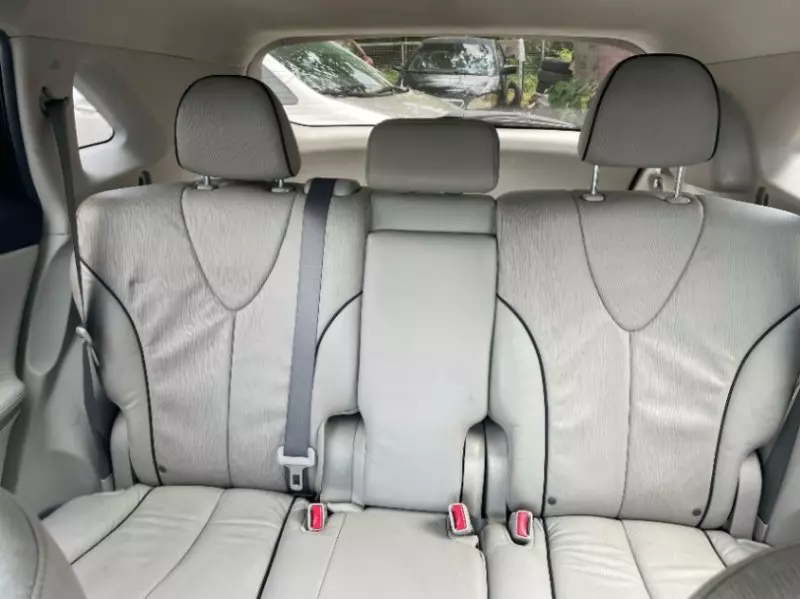 TOYOTA Venza - 2010