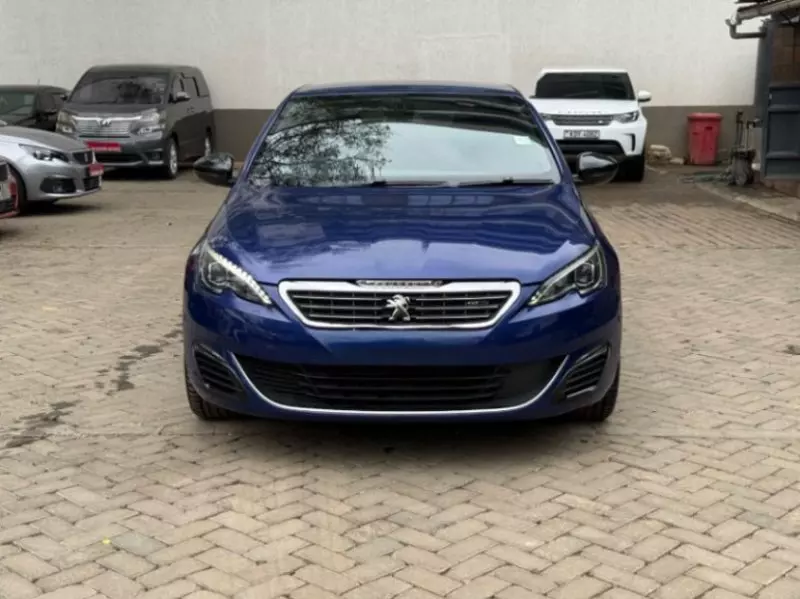 Peugeot 308   - 2017