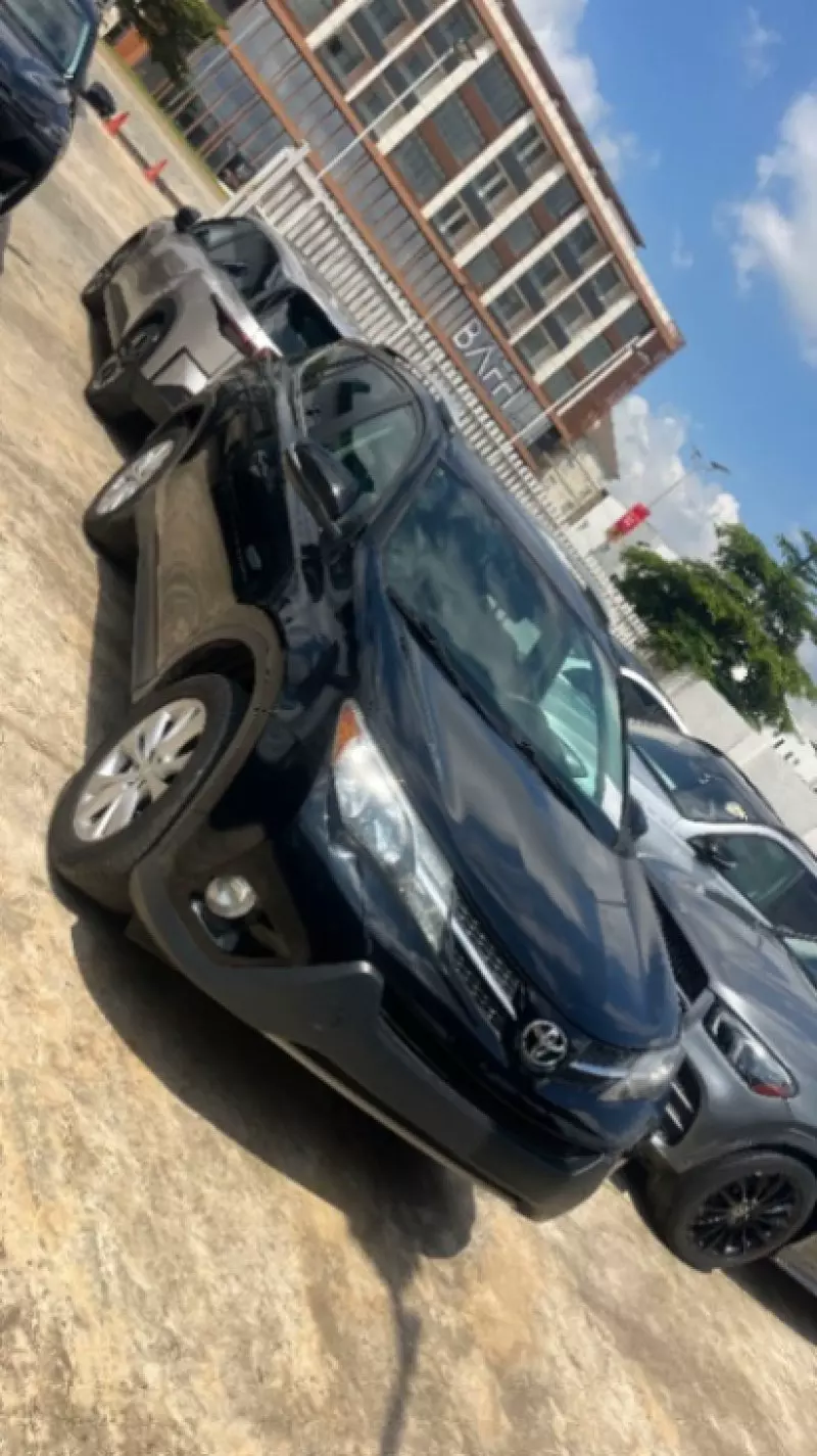 TOYOTA RAV 4   - 2013