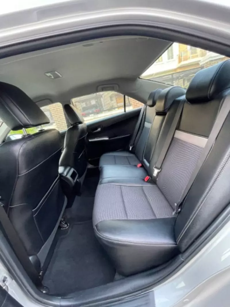 Toyota Camry   - 2012