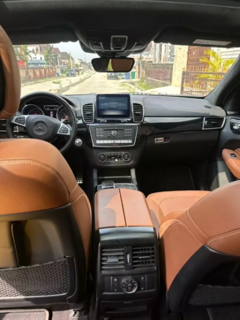 Mercedes-Benz GLE 43 AMG   - 2017