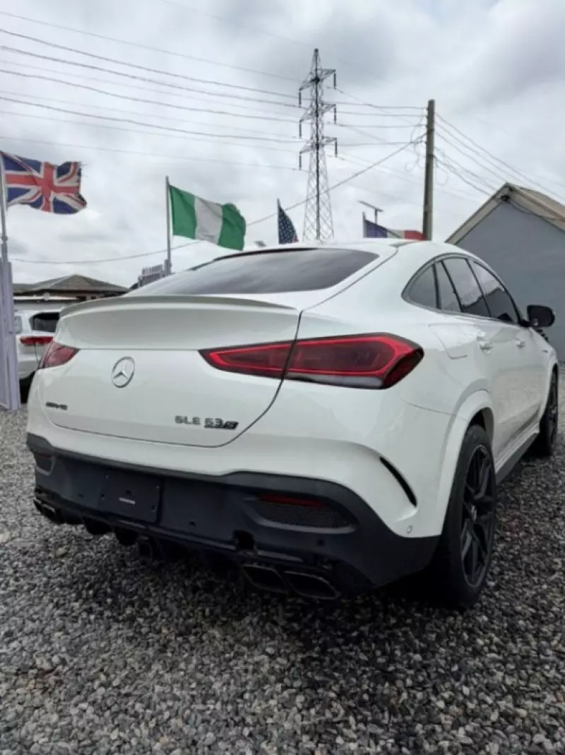 Mercedes-Benz GLE-Class   - 2022