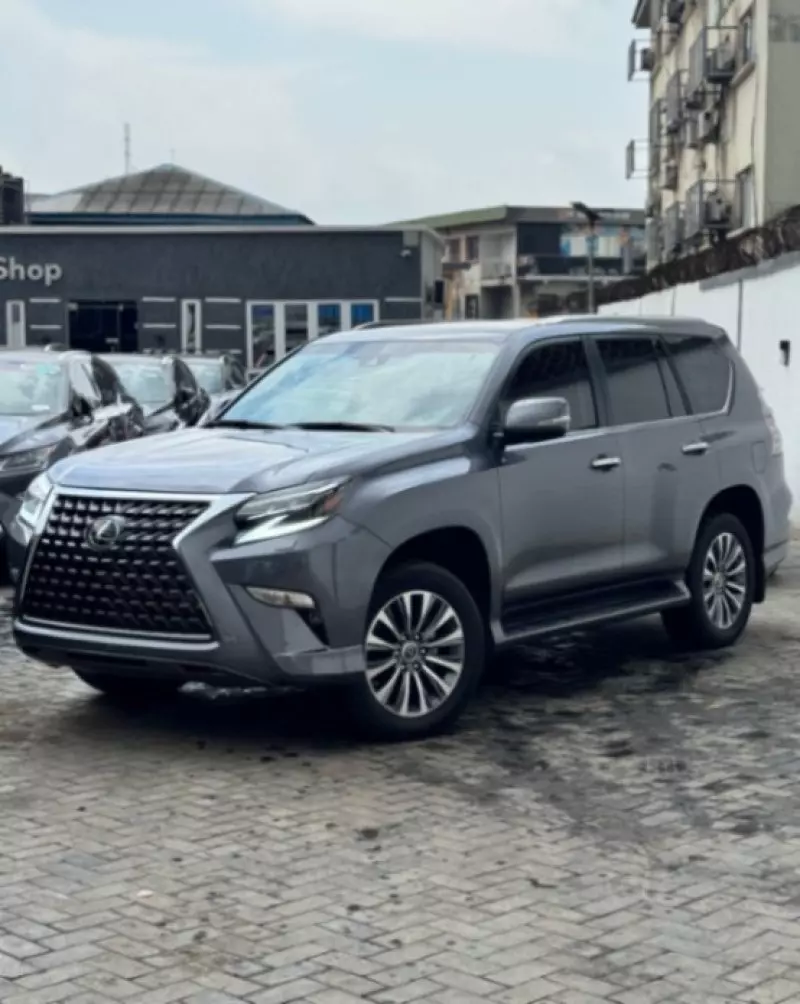 Lexus GX 460   - 2023
