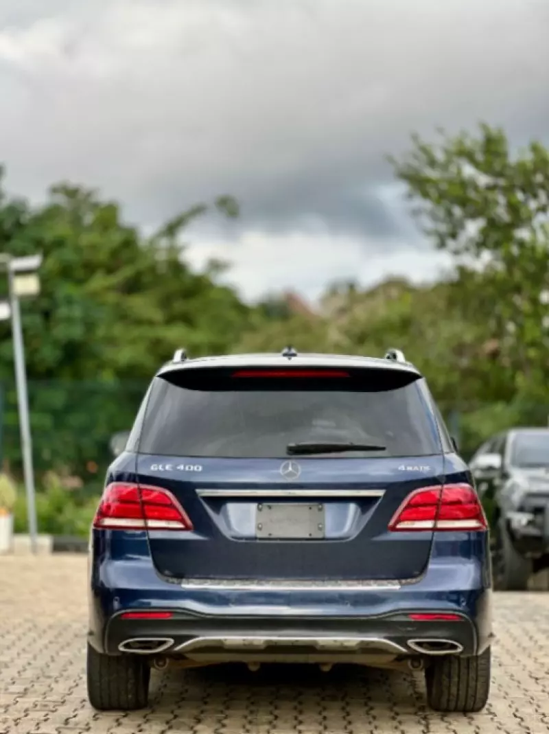 Mercedes-Benz GLE 400   - 2016