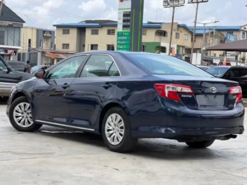 TOYOTA Camry   - 2014