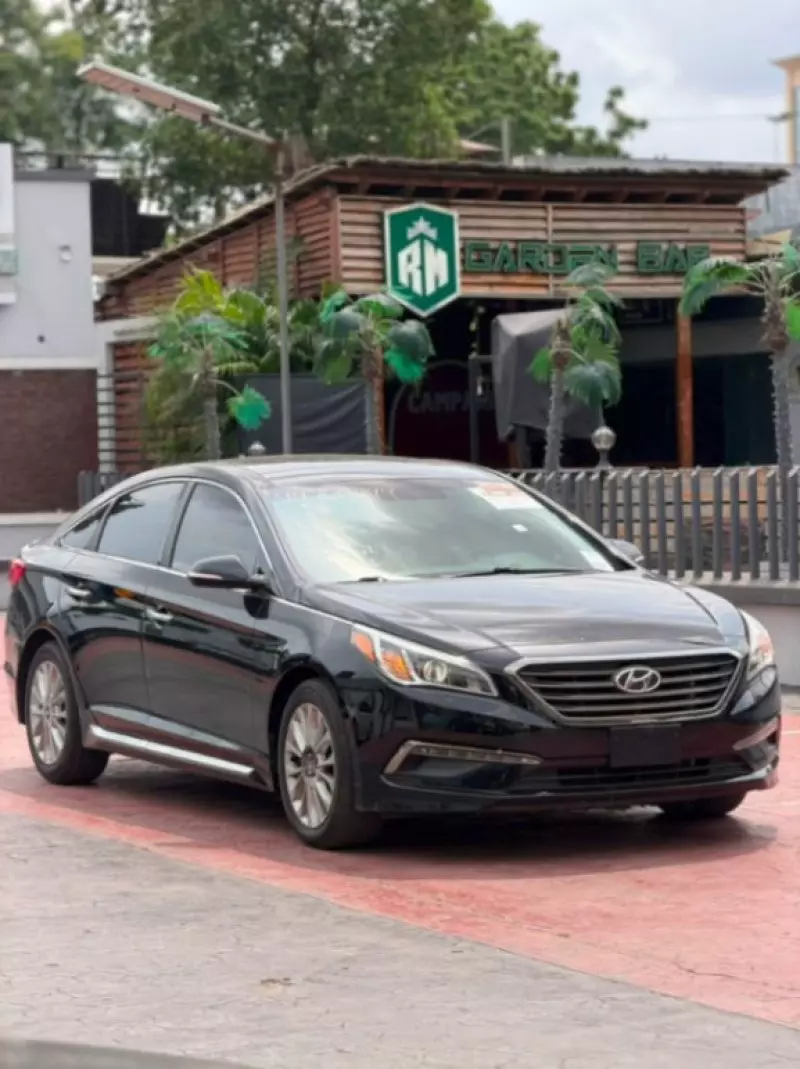 Hyundai Sonata   - 2015