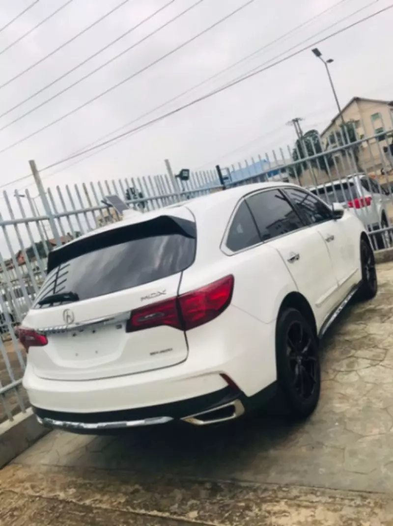 Acura MDX   - 2019