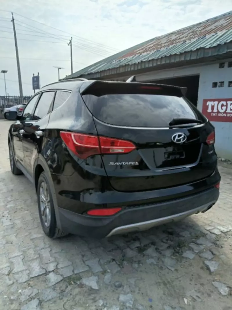 Hyundai Santa Fe Sport   - 2014