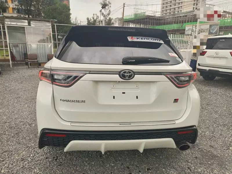 TOYOTA Harrier GR   - 2019