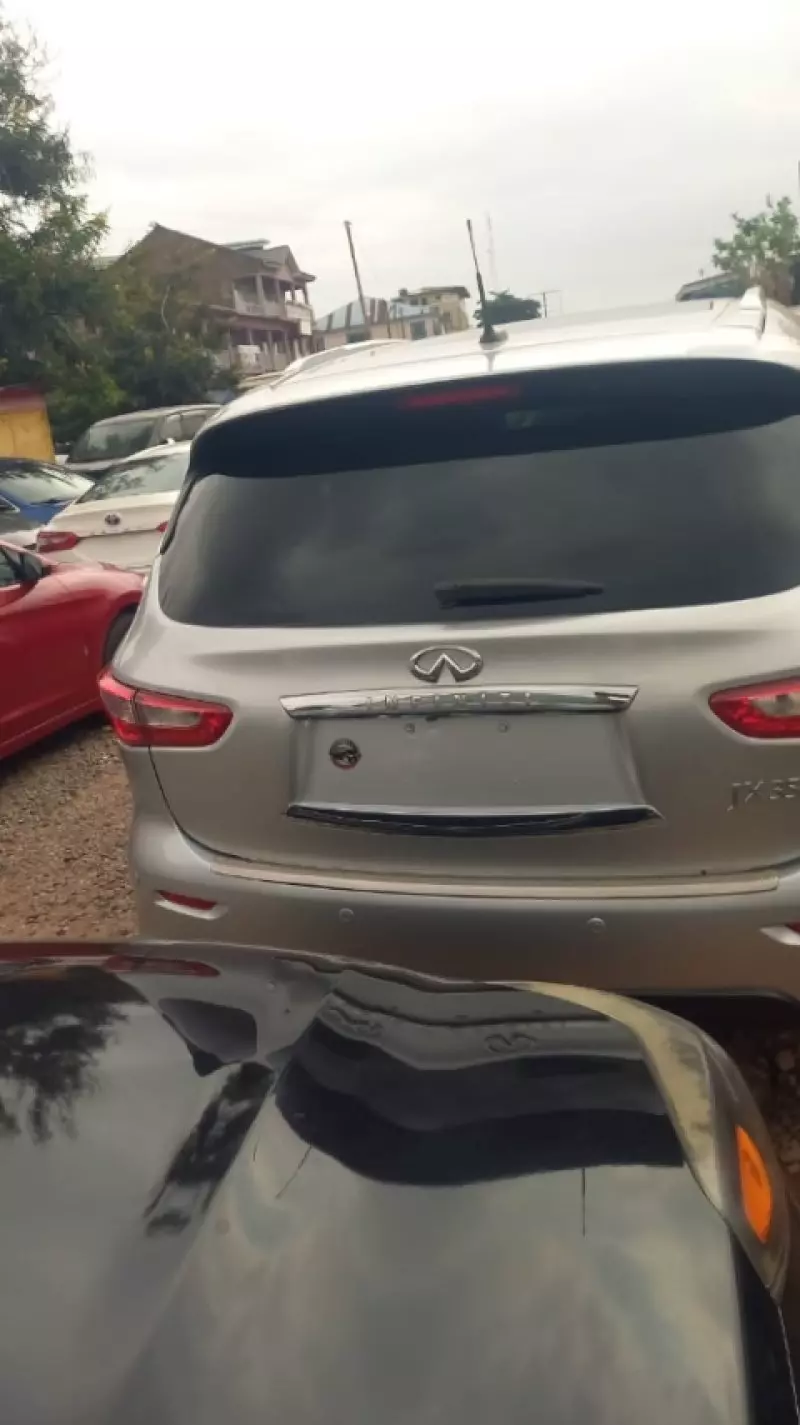 Infiniti FX   - 2013