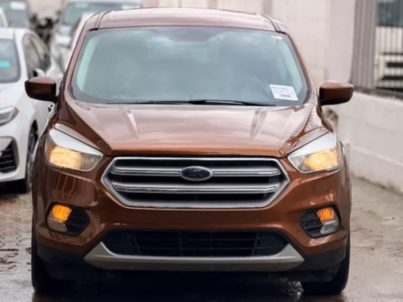 Ford Escape   - 2017