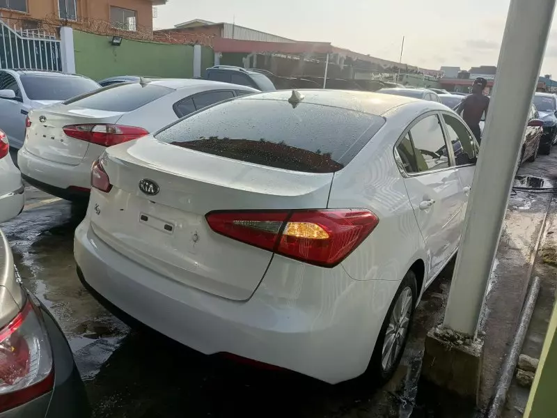 KIA K3   - 2015