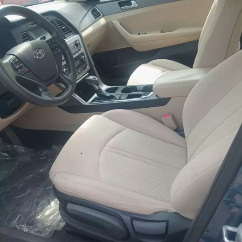 Hyundai Sonata   - 2016