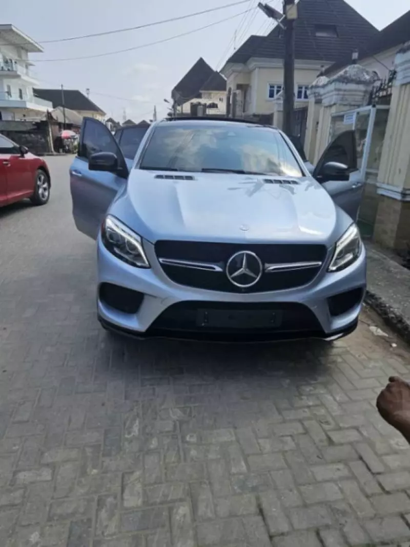 Mercedes-Benz GLE 43 AMG   - 2017
