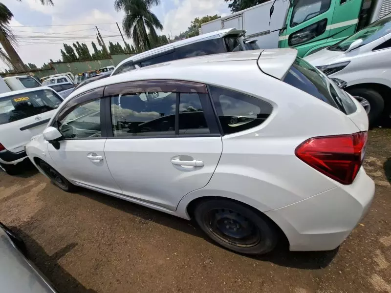 Subaru Impreza   - 2014