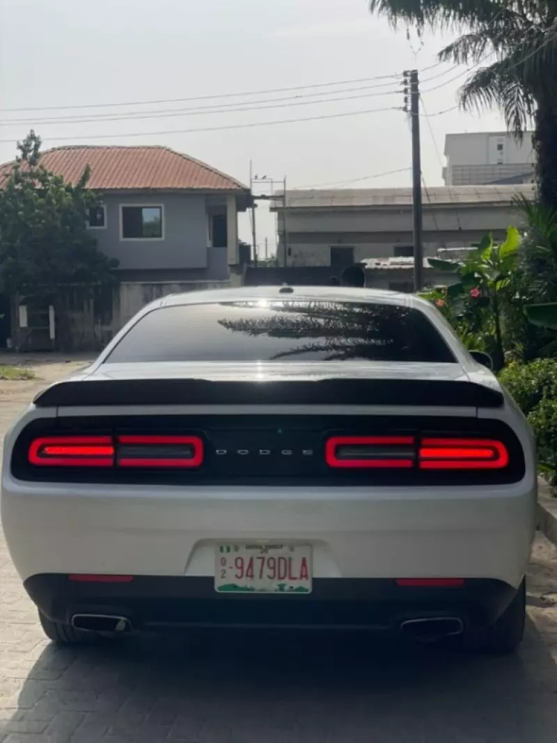 Dodge Challenger   - 2018