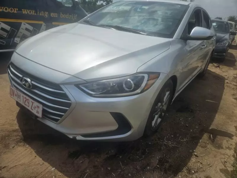 Hyundai Elantra   - 2017