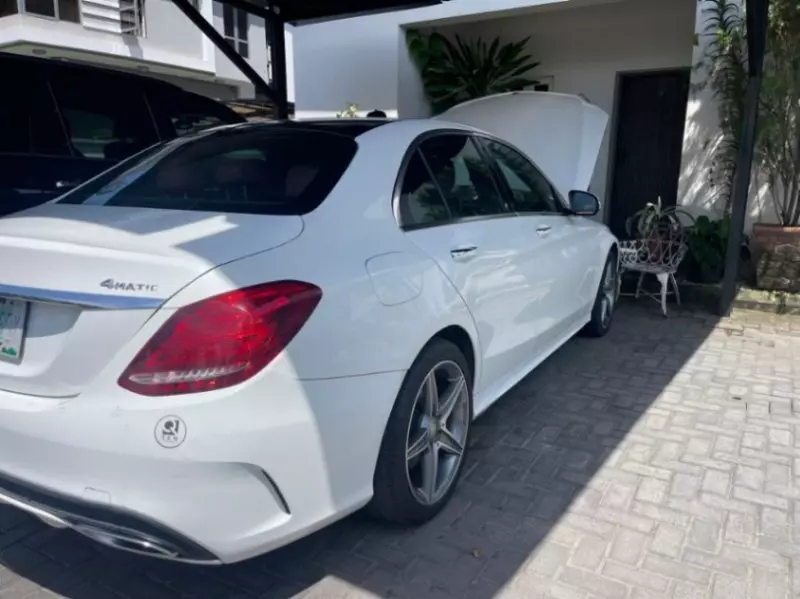 Mercedes-Benz C-Class - 2015