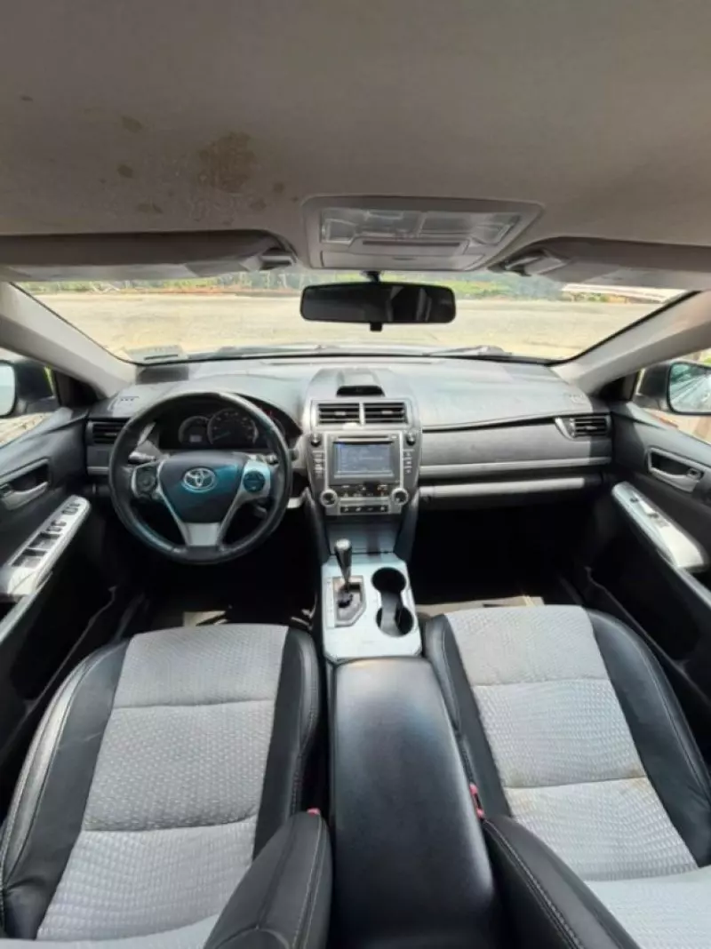 TOYOTA Camry   - 2012