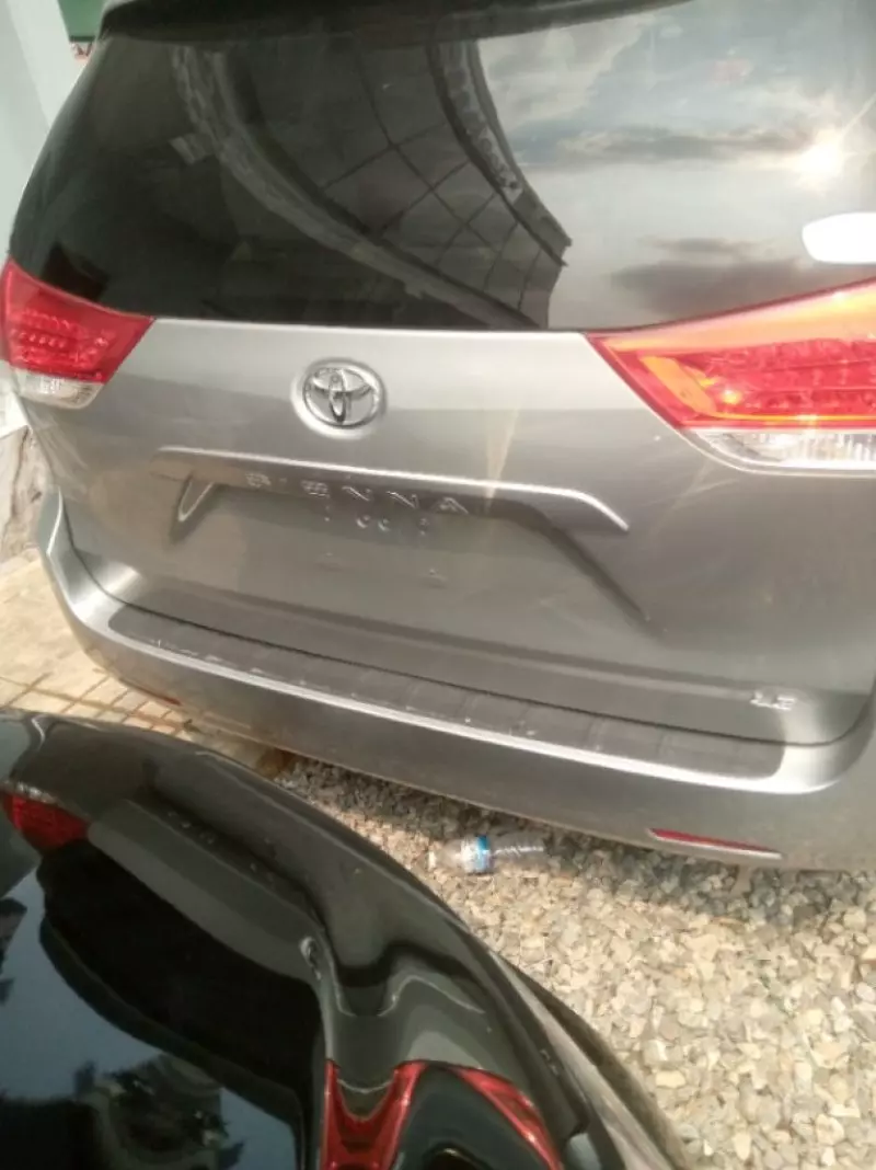 TOYOTA Sienna   - 2014