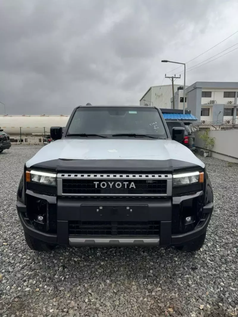 Toyota Landcruiser Prado   - 2025