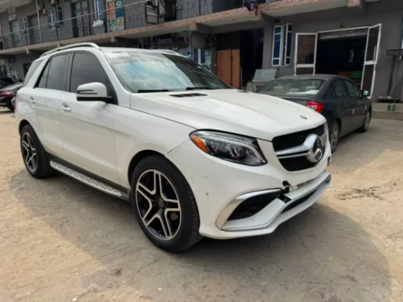 Mercedes-Benz GLE 350   - 2017