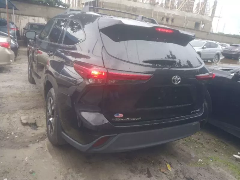 TOYOTA Highlander   - 2020