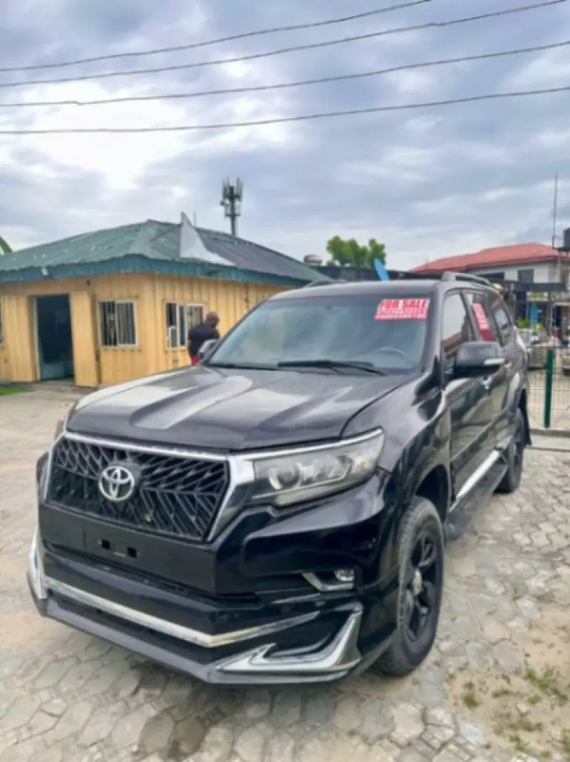 TOYOTA Prado   - 2009