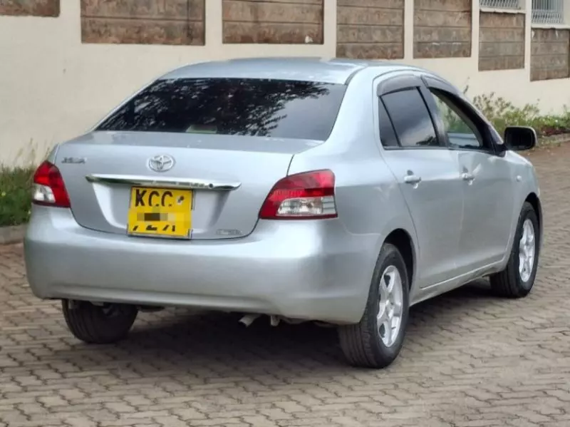 Toyota Belta   - 2008