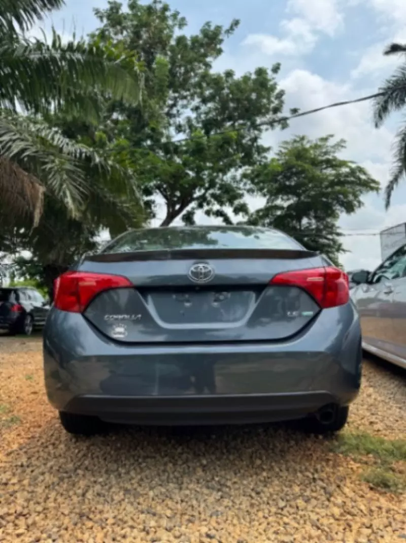 Toyota Corolla   - 2015
