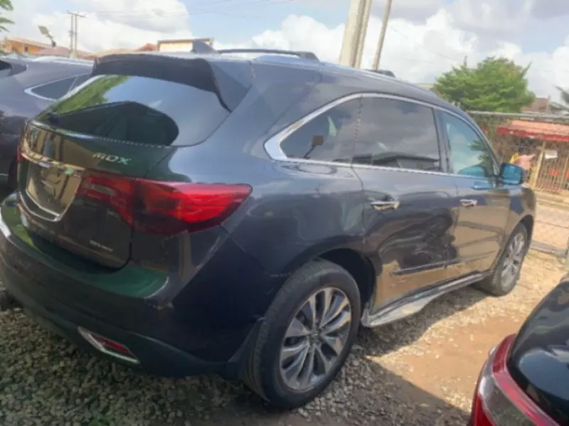 Acura MDX   - 2015