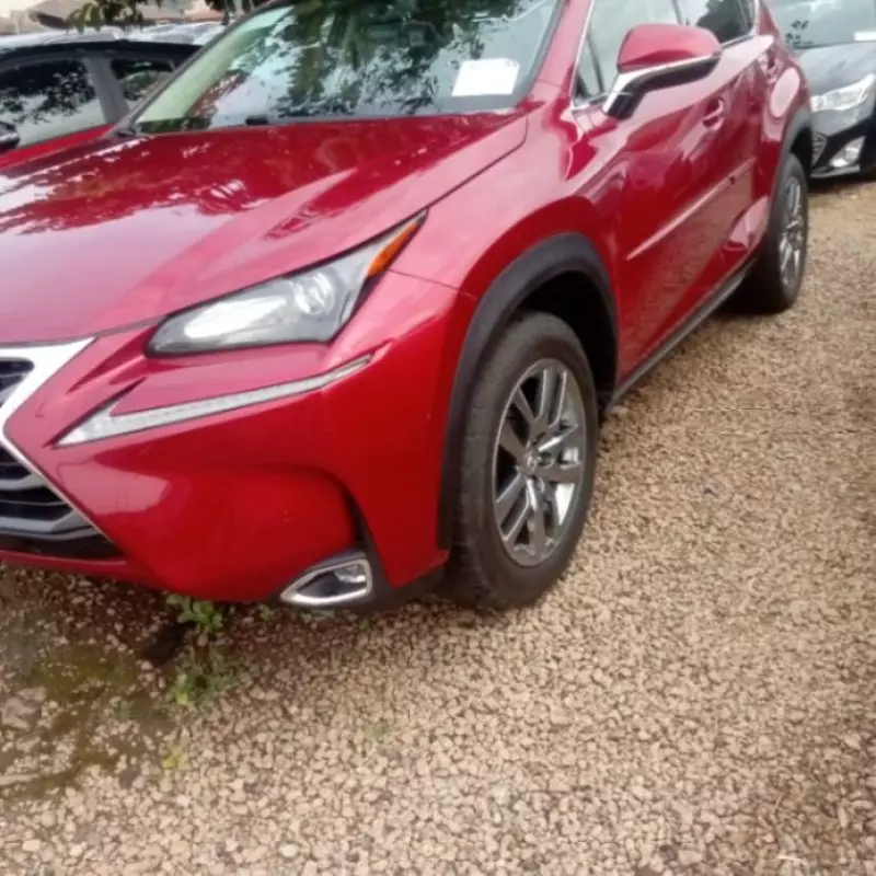Lexus NX   - 2016