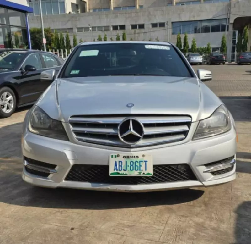 Mercedes-Benz C 300   - 2013