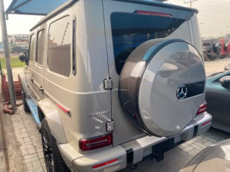 Mercedes-Benz G 63 AMG   - 2025