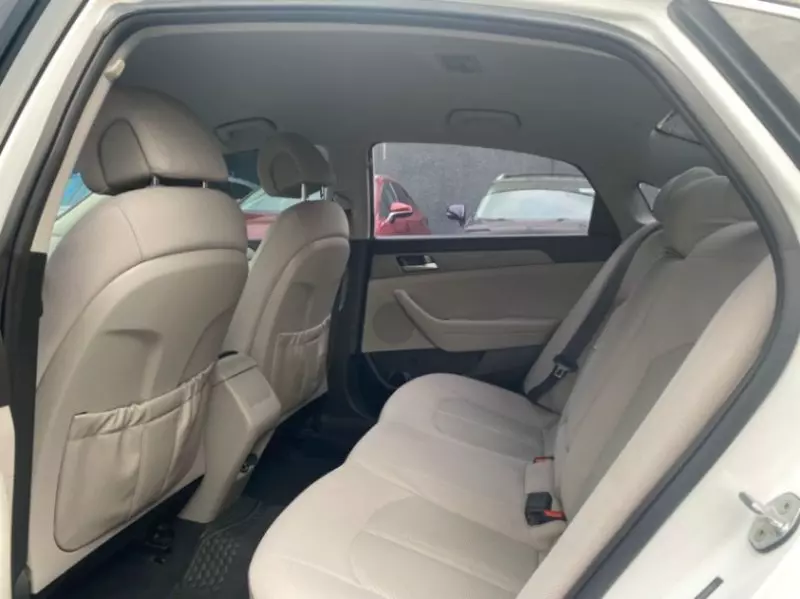 Hyundai Sonata   - 2016