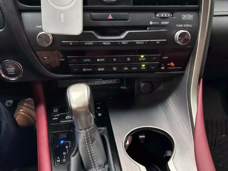 Lexus RX   - 2018