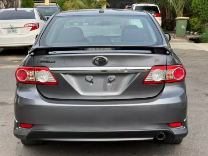 Toyota Corolla - 2011