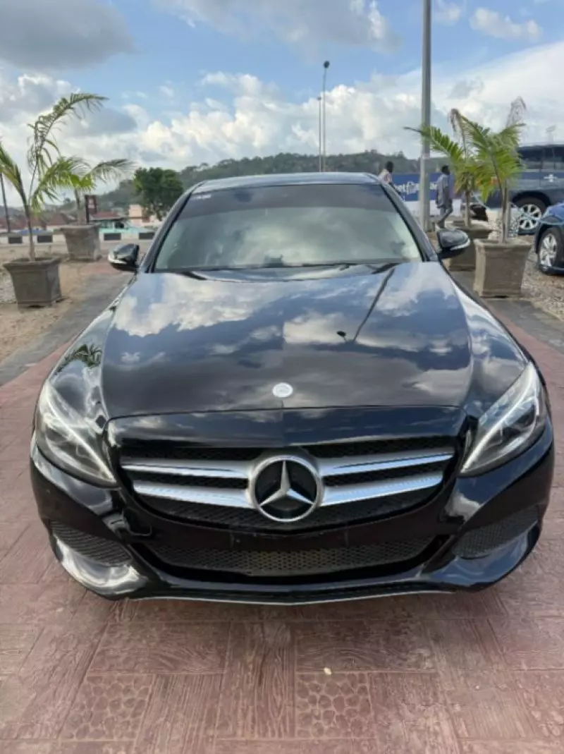 Mercedes-Benz C 300   - 2015