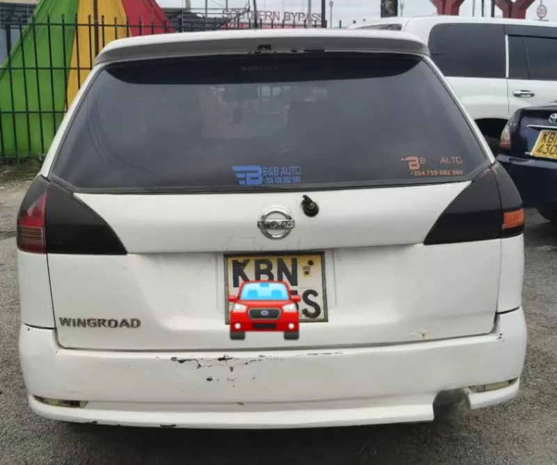 Nissan Wingroad - 2005