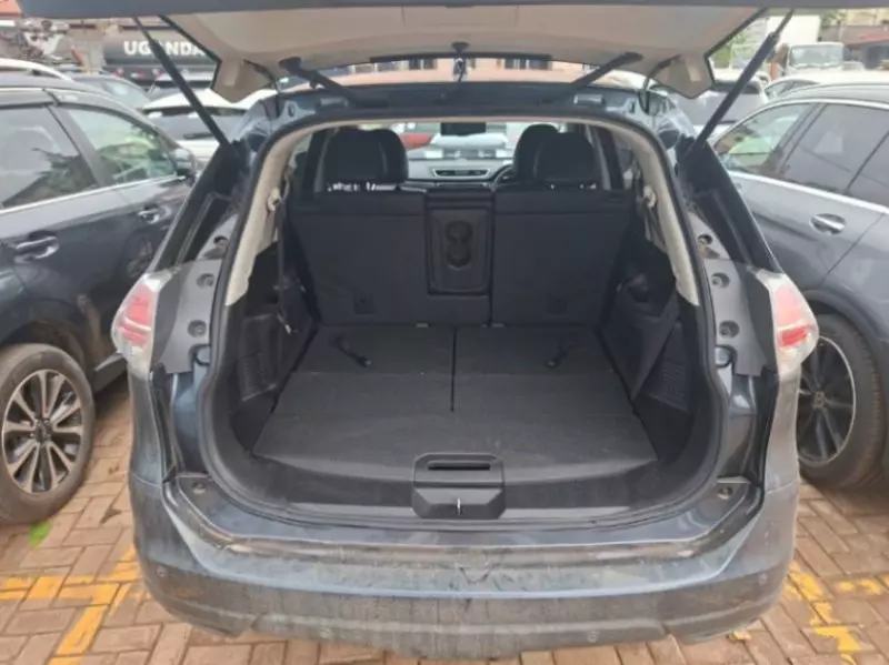 Nissan X-Trail   - 2015
