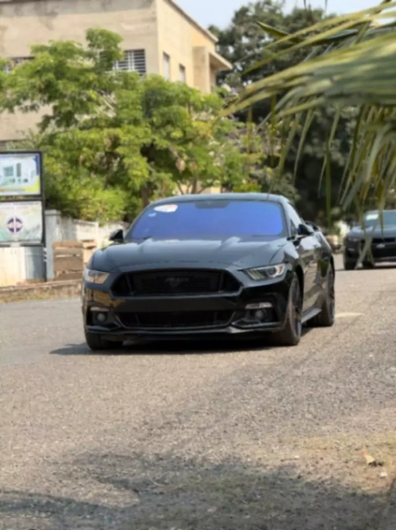 Ford Mustang   - 2017