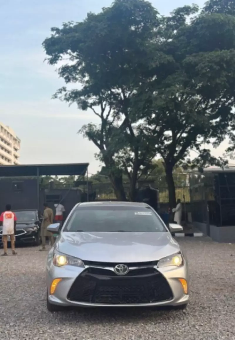 Toyota Camry   - 2015