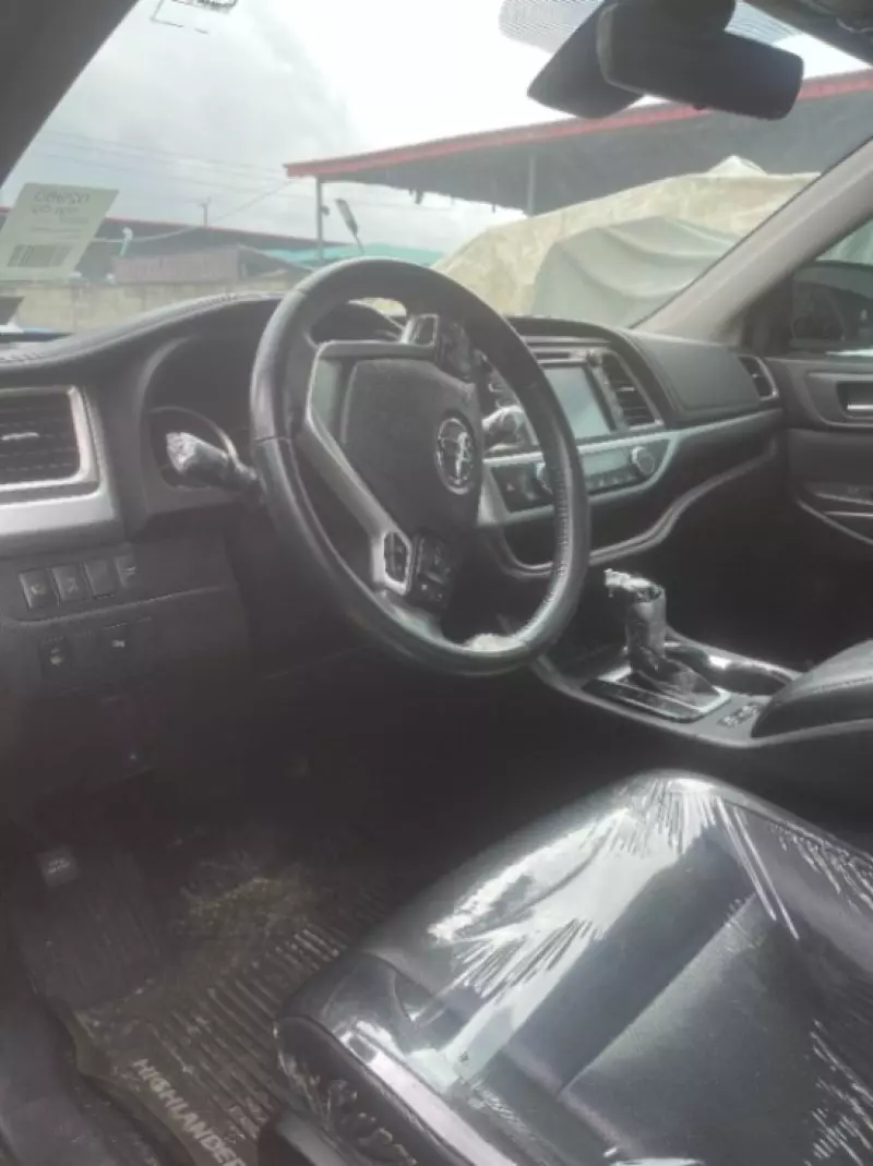 TOYOTA Highlander   - 2021
