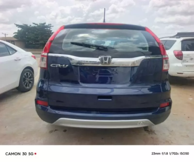 Honda CR-V   - 2015