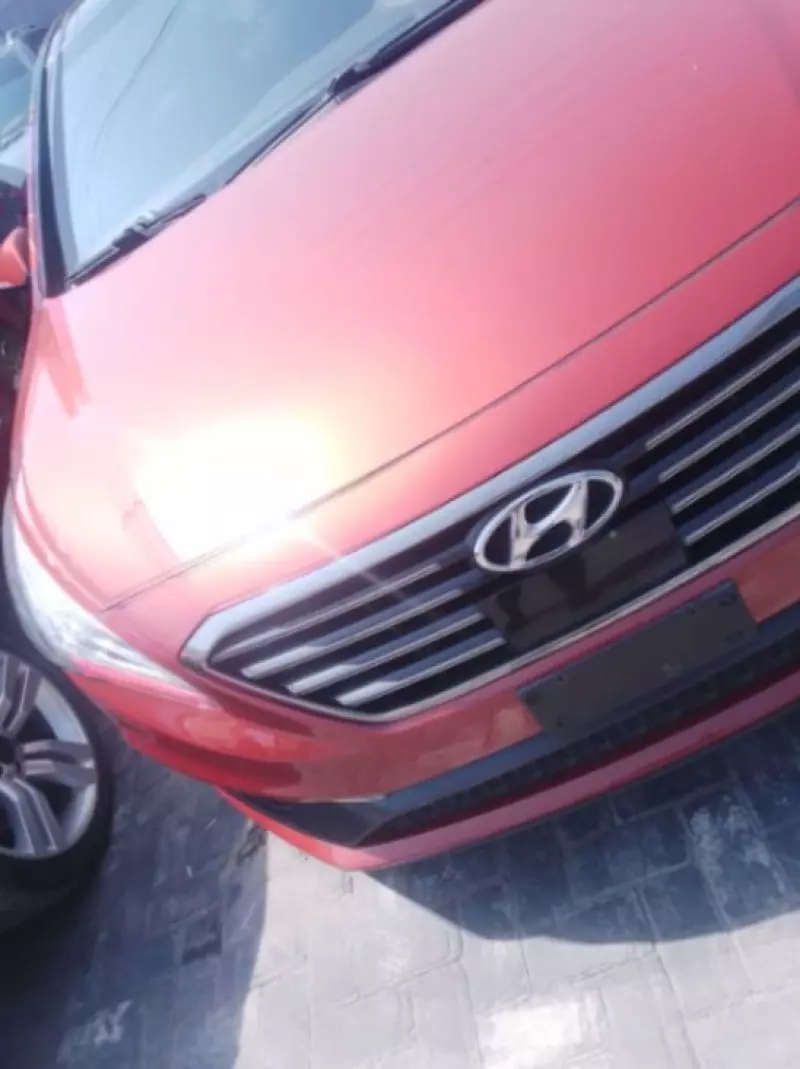 Hyundai Sonata   - 2015