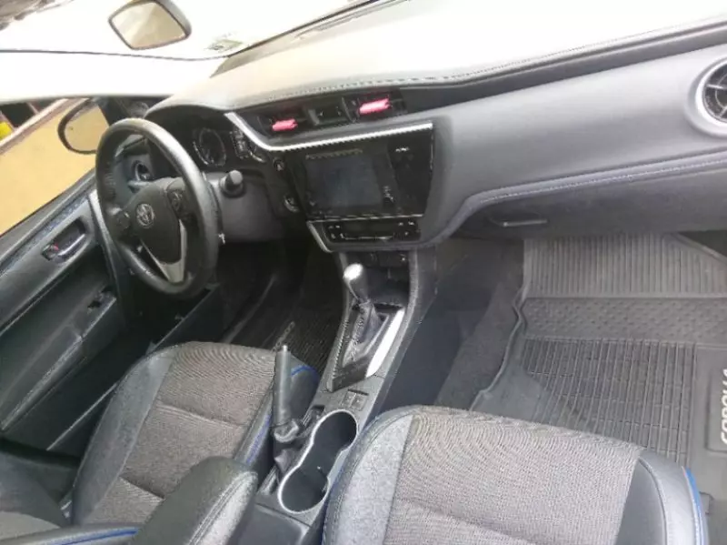 Toyota Corolla   - 2020