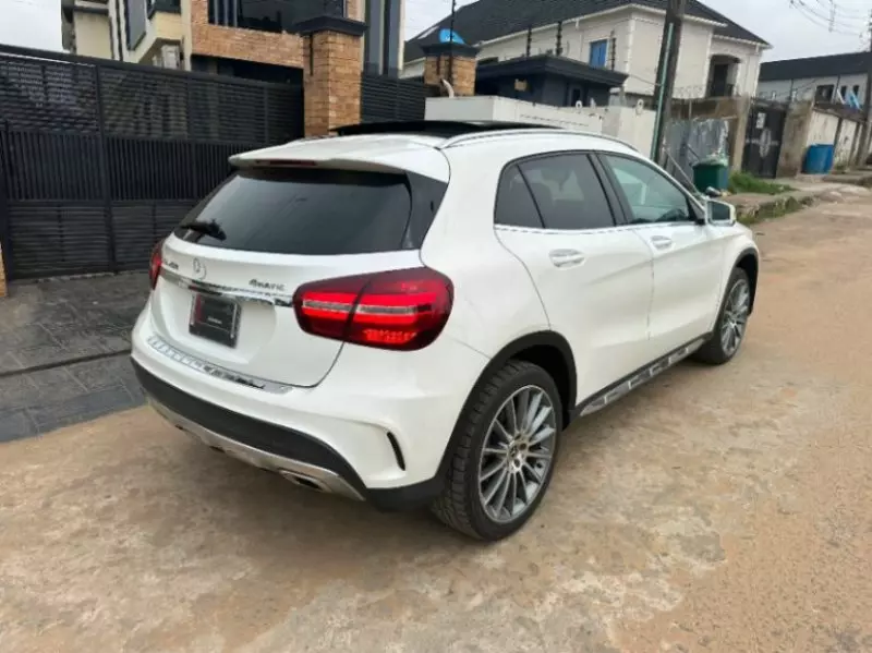 Mercedes-Benz GLA 250   - 2019