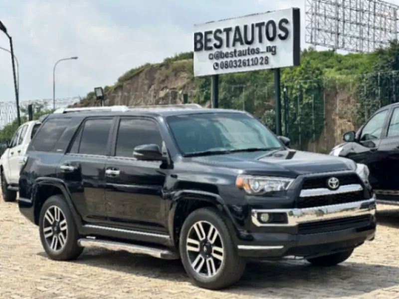 TOYOTA 4-Runner   - 2018
