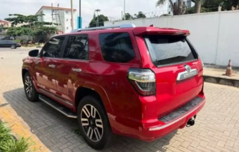 TOYOTA 4-Runner   - 2015